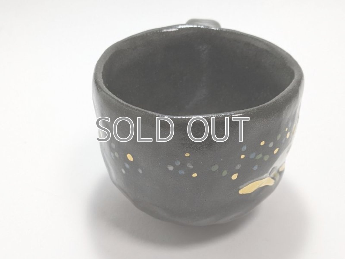 画像7: 金彩黒器「しっぽとしっぽ。」 (7)